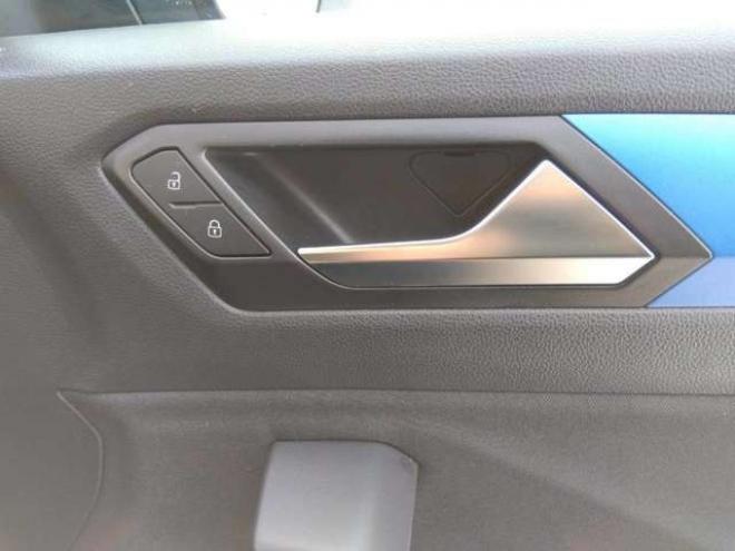 ワーゲンT-Roc　TDI Rライン ディーゼルターボ　 2WD 2000