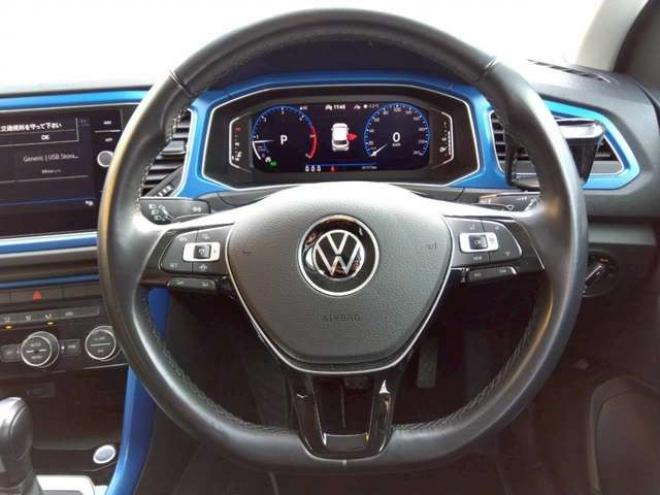 ワーゲンT-Roc　TDI Rライン ディーゼルターボ　 2WD 2000