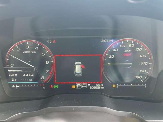 レヴォーグ1.8 STI スポーツ EX 4WD　4WD　アイサイトX　夏冬タイヤ 1800