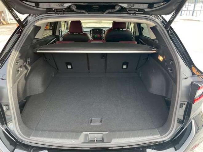 レヴォーグ1.8 STI スポーツ EX 4WD　4WD　アイサイトX　夏冬タイヤ 1800