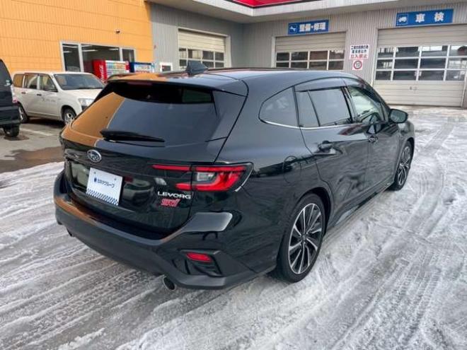 レヴォーグ1.8 STI スポーツ EX 4WD　4WD　アイサイトX　夏冬タイヤ 1800