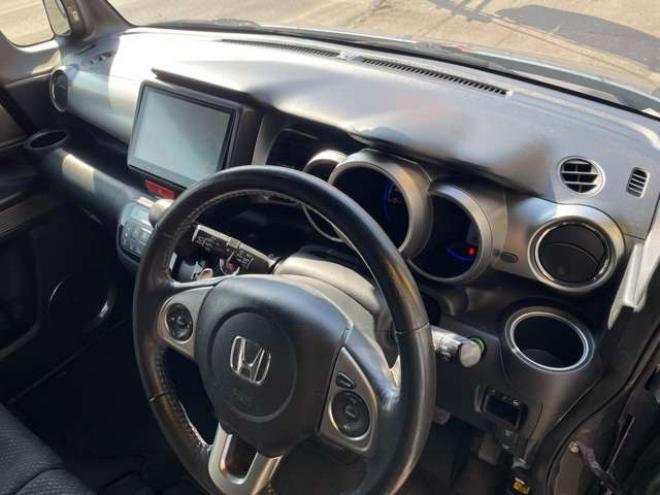 N-BOXスラッシュ G ターボAパッケージ 4WD　1年保証付/55000キロ/Bluetooth/純正8インチプレミアムナビ・フルセグTV/バックカメラ/エンジンスターター/純正15インチアルミホイール/国産ドライブレコーダー/HIDヘッドライト/車検整備2年付/法定整備/修復歴無し 660