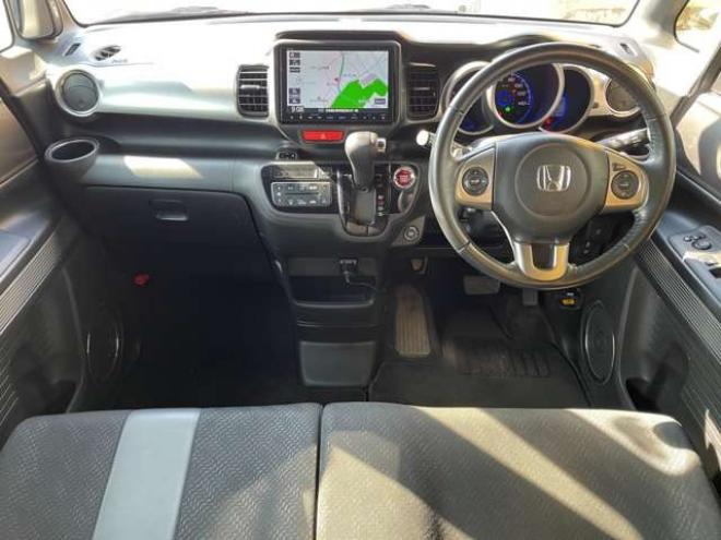 N-BOXスラッシュ G ターボAパッケージ 4WD　1年保証付/55000キロ/Bluetooth/純正8インチプレミアムナビ・フルセグTV/バックカメラ/エンジンスターター/純正15インチアルミホイール/国産ドライブレコーダー/HIDヘッドライト/車検整備2年付/法定整備/修復歴無し 660