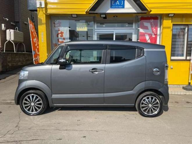 N-BOXスラッシュ G ターボAパッケージ 4WD　1年保証付/55000キロ/Bluetooth/純正8インチプレミアムナビ・フルセグTV/バックカメラ/エンジンスターター/純正15インチアルミホイール/国産ドライブレコーダー/HIDヘッドライト/車検整備2年付/法定整備/修復歴無し 660