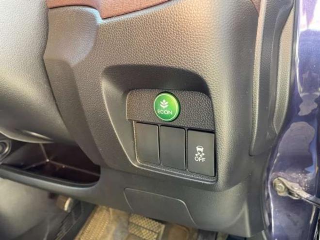 N-ONEプレミアム ツアラー Lパッケージ 4WD　1年走行距離無制限保証付/ナビ・フルセグTV/バックカメラ/国産前後ドライブレコーダー/ETC/純正アルミホイール15インチ夏タイヤ装着/アルミホイール付き冬タイヤ付き/2トーンカラー/車検整備2年付/法定整備/修復歴無 660