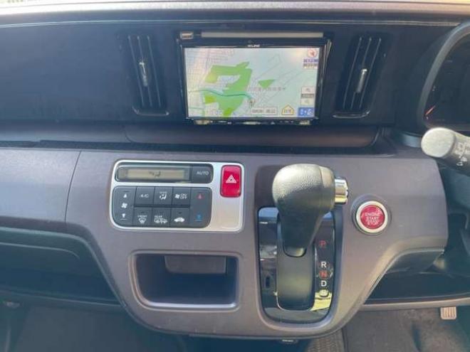 N-ONEプレミアム ツアラー Lパッケージ 4WD　1年走行距離無制限保証付/ナビ・フルセグTV/バックカメラ/国産前後ドライブレコーダー/ETC/純正アルミホイール15インチ夏タイヤ装着/アルミホイール付き冬タイヤ付き/2トーンカラー/車検整備2年付/法定整備/修復歴無 660