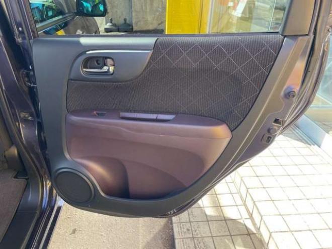 N-ONEプレミアム ツアラー Lパッケージ 4WD　1年走行距離無制限保証付/ナビ・フルセグTV/バックカメラ/国産前後ドライブレコーダー/ETC/純正アルミホイール15インチ夏タイヤ装着/アルミホイール付き冬タイヤ付き/2トーンカラー/車検整備2年付/法定整備/修復歴無 660