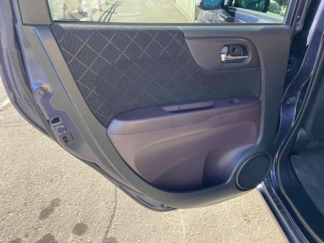 N-ONEプレミアム ツアラー Lパッケージ 4WD　1年走行距離無制限保証付/ナビ・フルセグTV/バックカメラ/国産前後ドライブレコーダー/ETC/純正アルミホイール15インチ夏タイヤ装着/アルミホイール付き冬タイヤ付き/2トーンカラー/車検整備2年付/法定整備/修復歴無 660