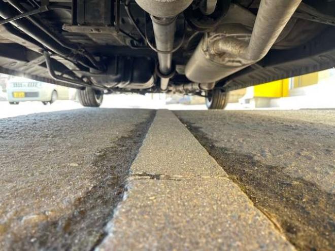 N-ONEプレミアム ツアラー Lパッケージ 4WD　1年走行距離無制限保証付/ナビ・フルセグTV/バックカメラ/国産前後ドライブレコーダー/ETC/純正アルミホイール15インチ夏タイヤ装着/アルミホイール付き冬タイヤ付き/2トーンカラー/車検整備2年付/法定整備/修復歴無 660