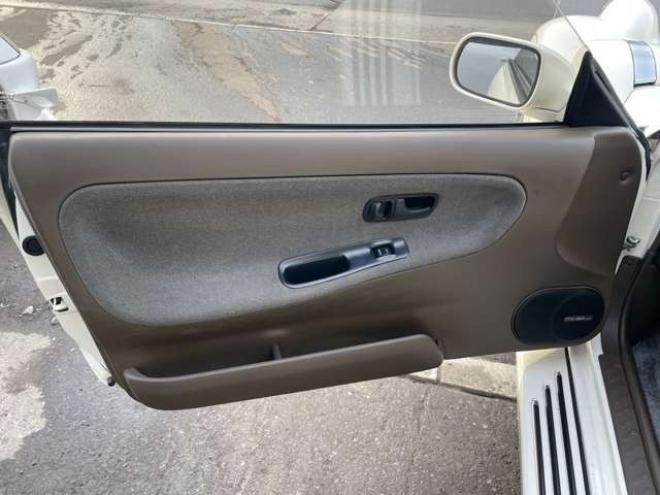 ラセードベースグレード　検)9年5月・市内コ・ミ・コ・ミ 2WD 1800