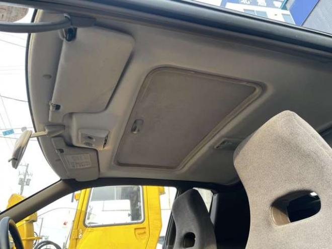 ラセードベースグレード　検)9年5月・市内コ・ミ・コ・ミ 2WD 1800