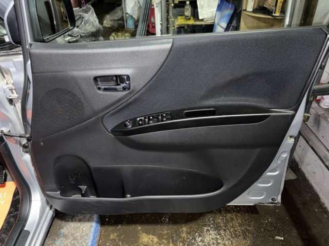 ムーヴカスタム メモリアルエディション　エイプリルフールセール!検9年7月 2WD 660