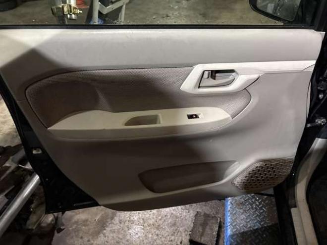 ムーヴL　検9年2月・市内コ・ミ・コ・ミ 2WD 660