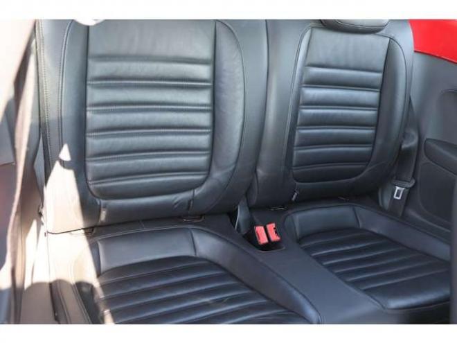 ビートルデザイン レザー パッケージ　検二年　バックモニター　TV 正規輸入車 2WD 1200