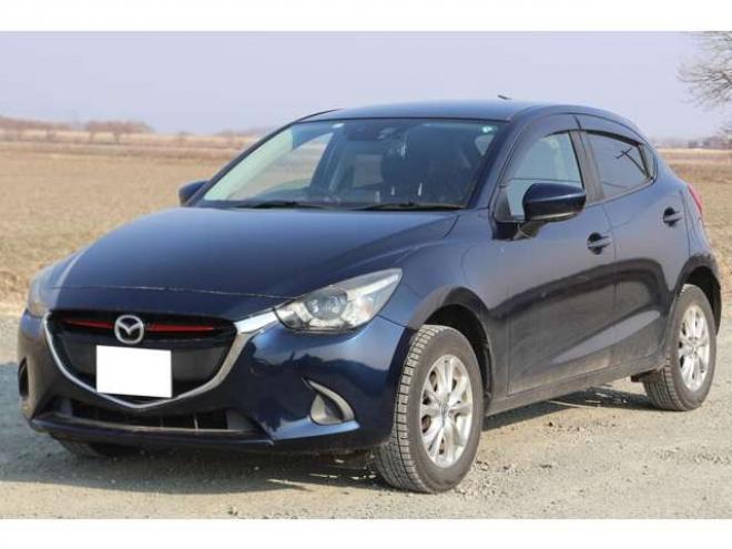 デミオ1.5 XD ディーゼルターボ 4WD　検二年　バックカメラ　自社　ローンカノウ 1500