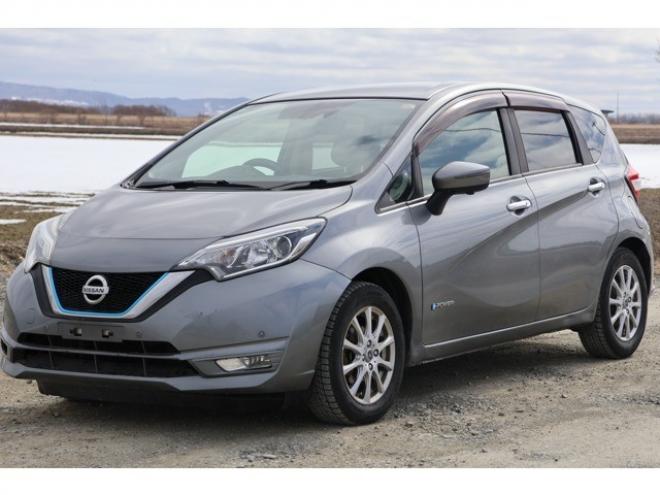 ノート1.2 e-POWER X　検二年　エマージェンシーブレーキ　アラウンドビューモニター　ドライブモード　車線逸脱警報　自社　ローンカノウ 2WD 1200