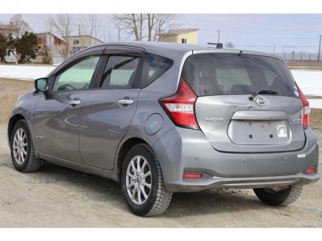 ノート1.2 e-POWER X　検二年　エマージェンシーブレーキ　アラウンドビューモニター　ドライブモード　車線逸脱警報　自社　ローンカノウ 2WD 1200