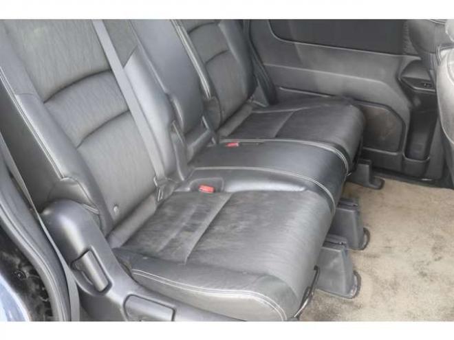 オデッセイ2.4 アブソルート 4WD　検R8/10　両側電動スライドドア　バックモニター 2400