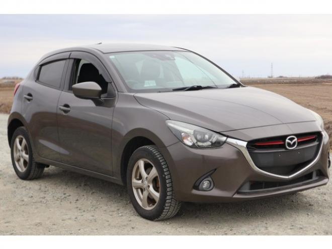 デミオ1.5 XD ツーリング ディーゼルターボ 4WD　検2年　ETC 自社　ローンカノウ 1500