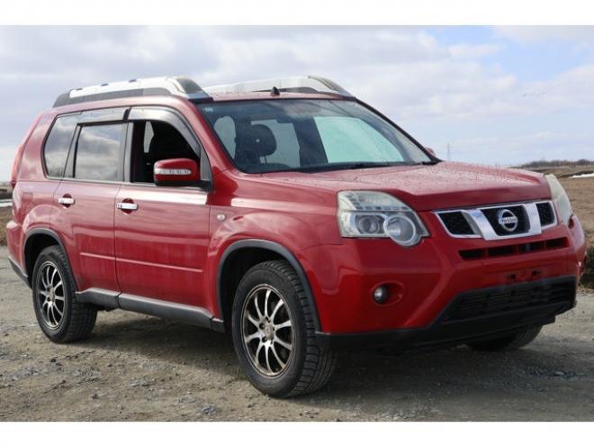 エクストレイル2.0 20GT ディーゼルターボ 4WD　検2年　バックカメラ　クルコン　TV　オートライト 2000