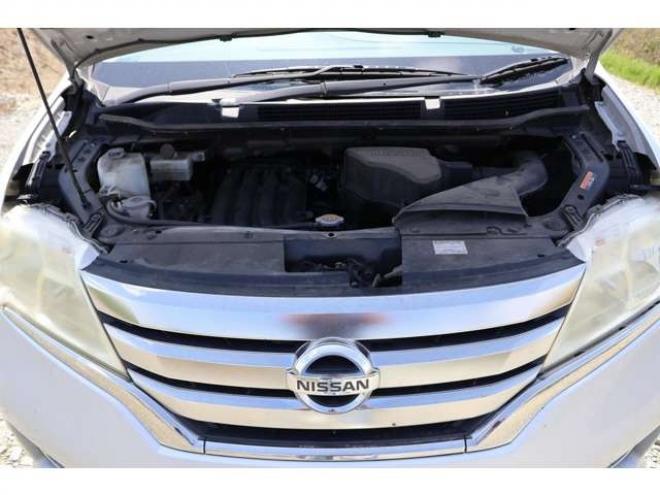 セレナ2.0 ハイウェイスター Vエアロセレクション 4WD　検2年　自社　ローンカノウ　バックカメラ 2000