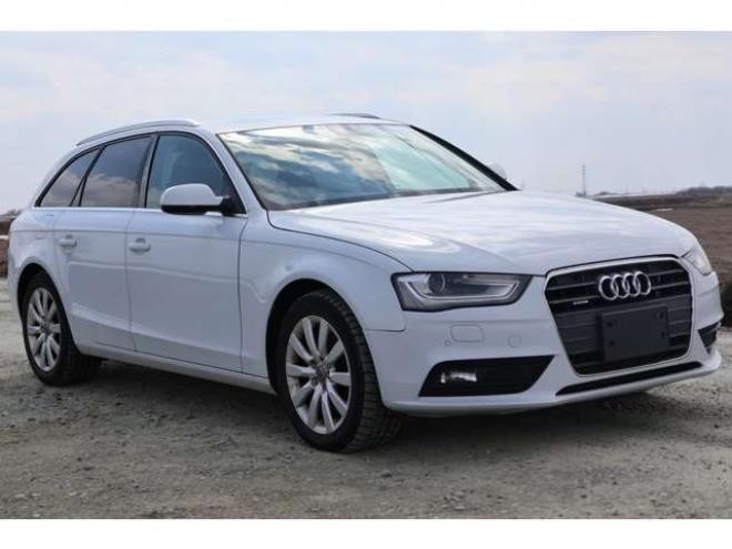 アウディA4アバント 2.0 TFSI クワトロ 4WD　検二年　後期　バックカメラ　Bluetooth 正規輸入車 2000