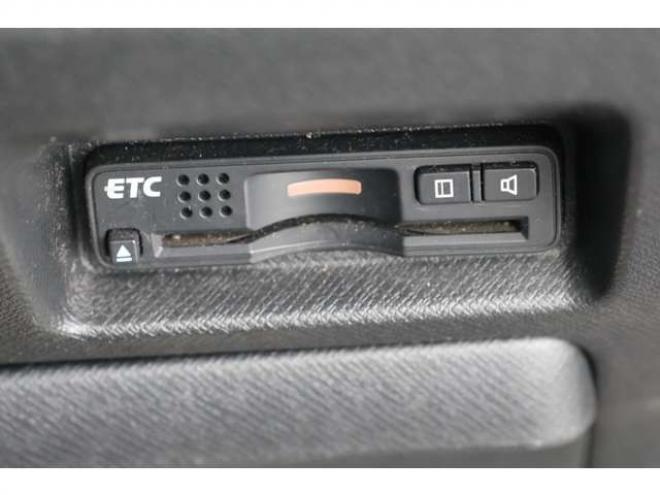 ステップワゴン2.0 スパーダ Z 4WD　検二年　バックカメラ　自社　ローンカノウ 2000