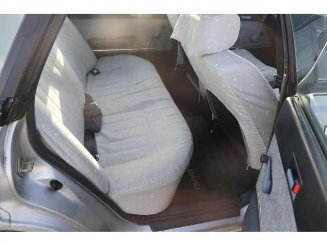 レオーネ4WD　検二年　スタッドレスタイヤ 1800