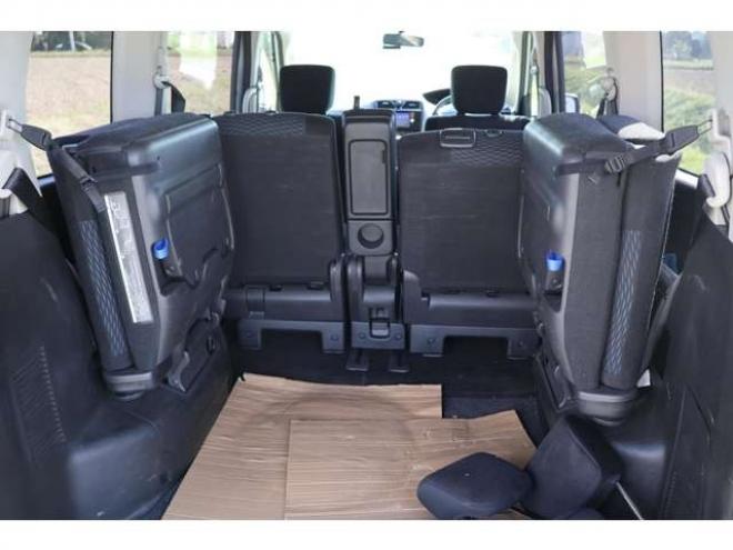 セレナ2.0 20S 4WD　検2年　自社　ローンカノウ 2000