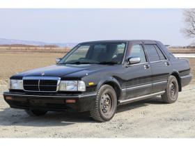 グロリア　セダン　2.0 V20Eクラシック　検二年 2WD 2000