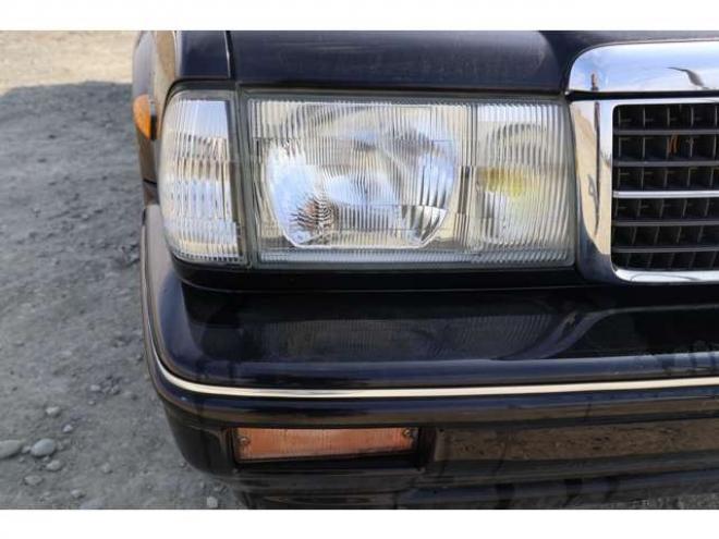 グロリアセダン　2.0 V20Eクラシック　検二年 2WD 2000