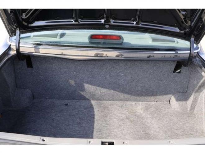 グロリアセダン　2.0 V20Eクラシック　検二年 2WD 2000