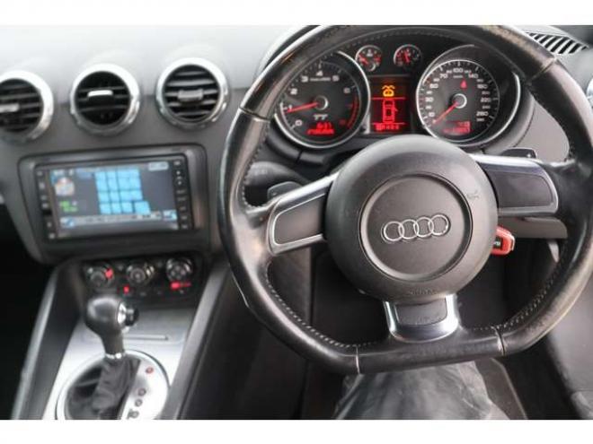 アウディTT クーペ 2.0 TFSI　検2年　パドルシフト　バックカメラ　自社　ローンカノウ 正規輸入車 2WD 2000