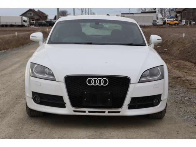 アウディTT クーペ 2.0 TFSI　検2年　パドルシフト　バックカメラ　自社　ローンカノウ 正規輸入車 2WD 2000