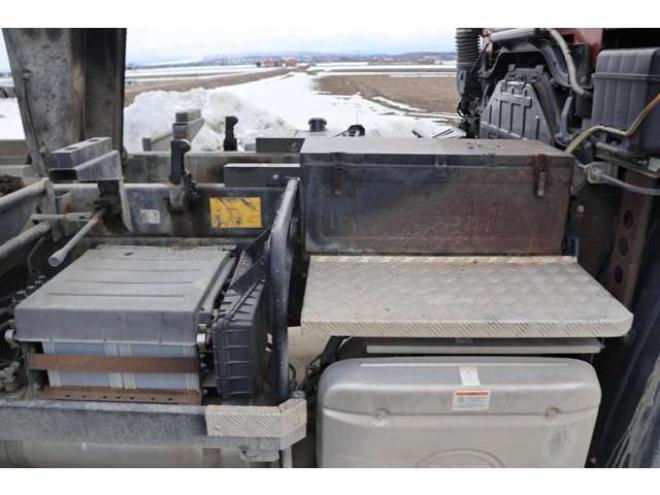 クオンダンプ　検R9/1 2WD 11000