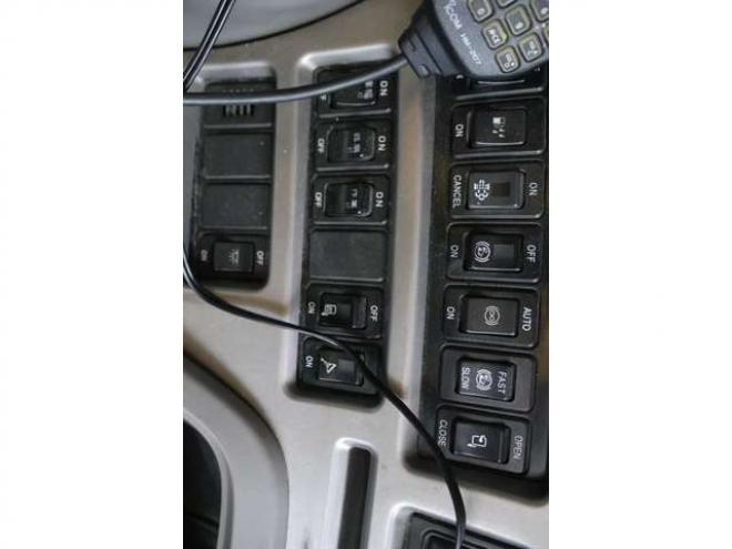 クオンダンプ　検R9/1 2WD 11000