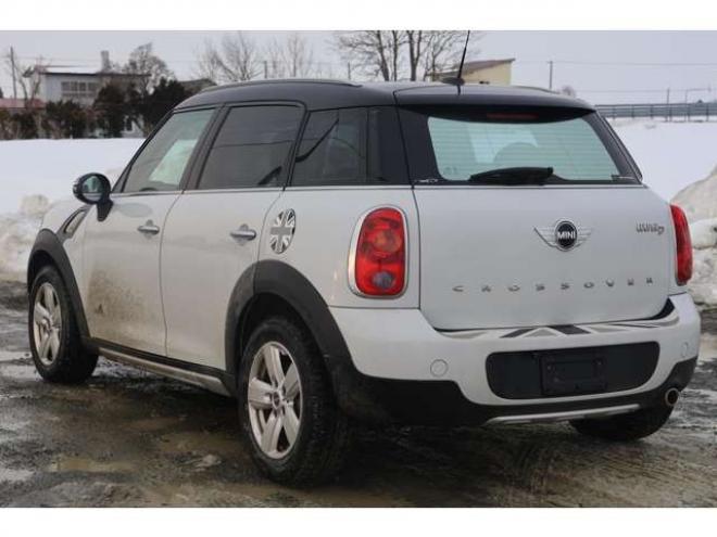 ミニクロスオーバー クーパー D　検二年　社外ナビ　バックモニター　TV　ETC 正規輸入車 2WD 2000