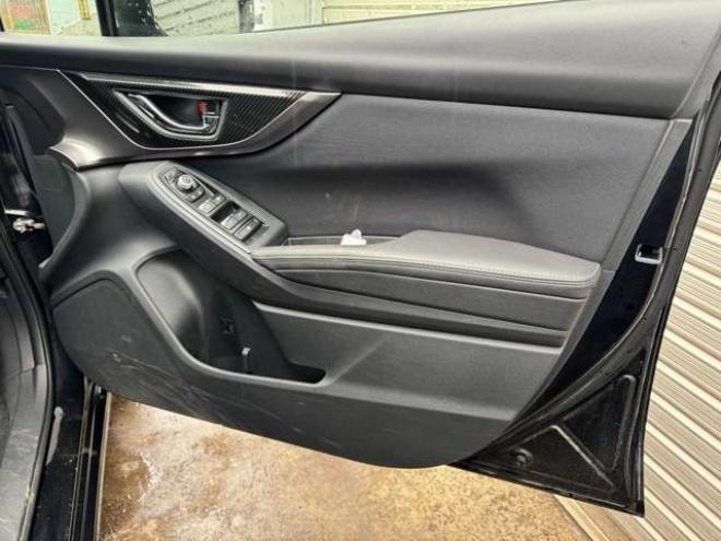 インプレッサスポーツ 2.0 i-L アイサイト 4WD　ナビ　TV　Bカメラ　Bluetooth　LEDヘッドライト　STiフロントリップ 2000