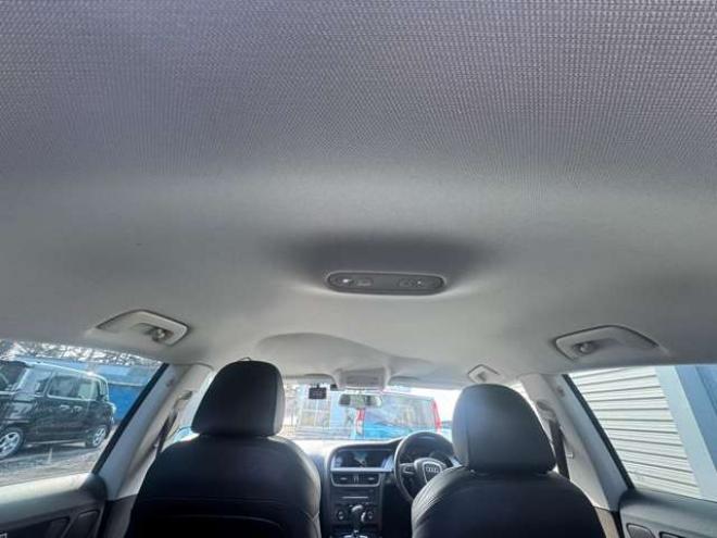 アウディA5スポーツバック 2.0 TFSI クワトロ 4WD　夏冬タイヤ　黒革シート　ナビ　TV　Bカメラ 正規輸入車 2000