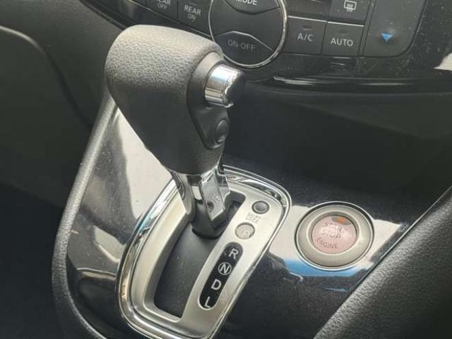 セレナ2.0 ハイウェイスター Vセレクション+Safety 4WD　ナビ　TV　Bカメラ　Bluetooth　フリップダウン　両側Pスライド 2000