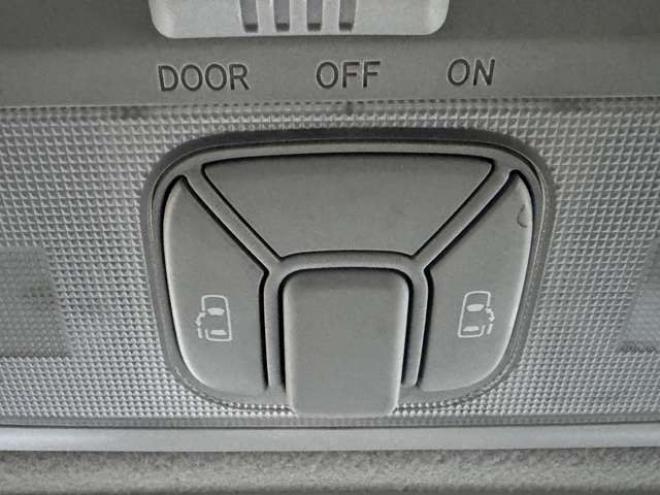 エスティマ2.4 アエラス Gエディション 4WD　ナビ　TV　Bluetooth　両側Pスライド 2400