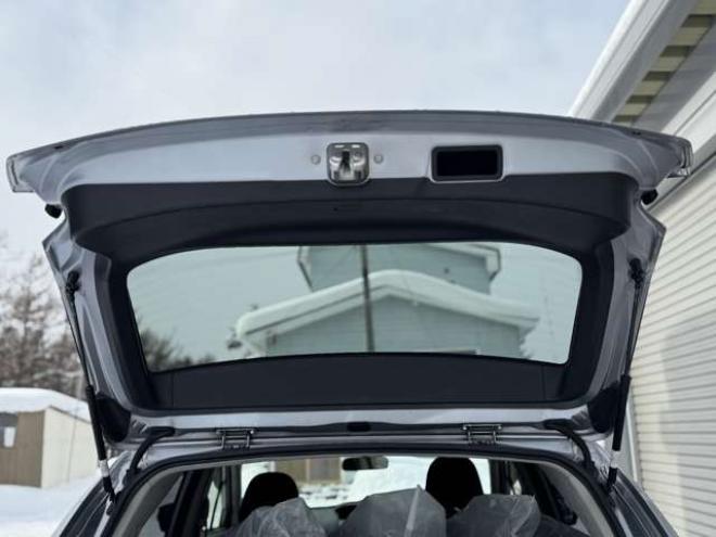 インプレッサスポーツ 2.0 i アイサイト 4WD　後期型　夏冬タイヤ　ナビ　TV　Bカメラ　Bluetooth 2000