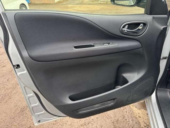 セレナ2.0 20X 4WD　ナビ　TV　Bluetooth　フリップダウン　キーフリー　Pスライドドア 2000