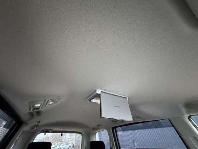 セレナ2.0 20X 4WD　ナビ　TV　Bluetooth　フリップダウン　キーフリー　Pスライドドア 2000