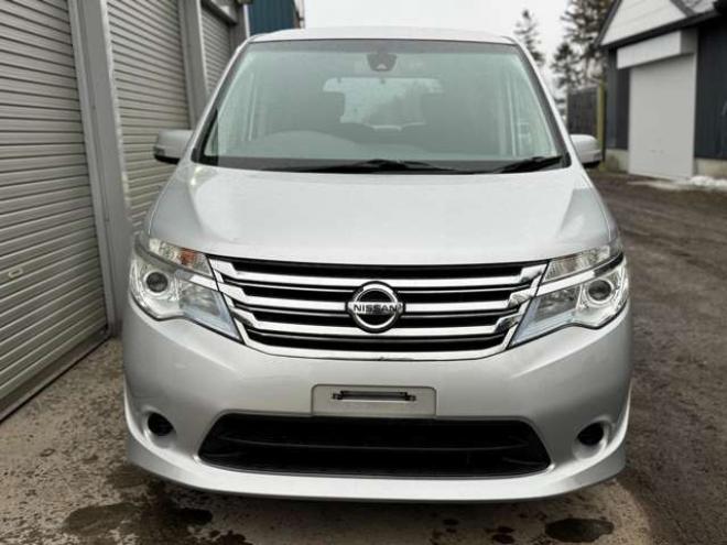 セレナ2.0 20X 4WD　ナビ　TV　Bluetooth　フリップダウン　キーフリー　Pスライドドア 2000