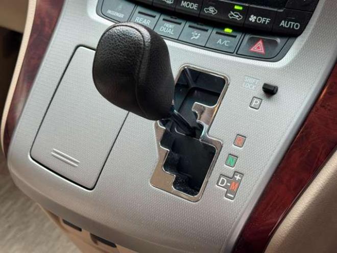 ヴェルファイア2.4 X 4WD　夏冬タイヤ　ナビ　TV　Bカメラ　Bluetooth　Pスライド　Egスターター 2400