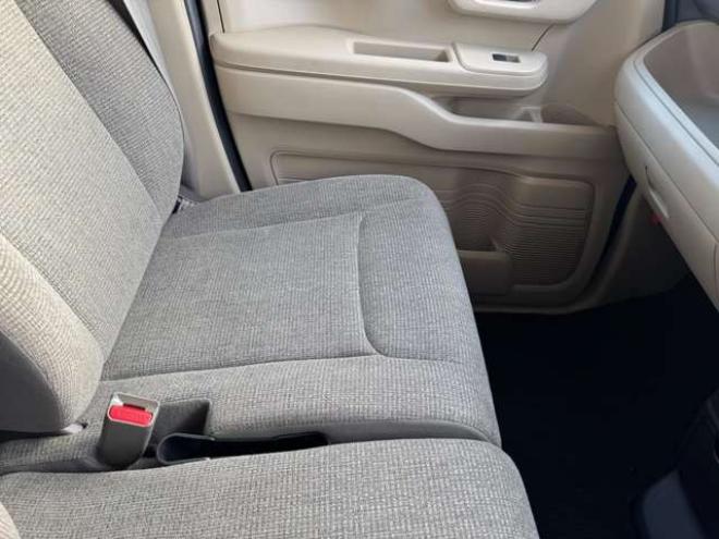 N-BOXG ホンダセンシング 4WD　ディスプレイオーディオ　TV　バックカメラ 660