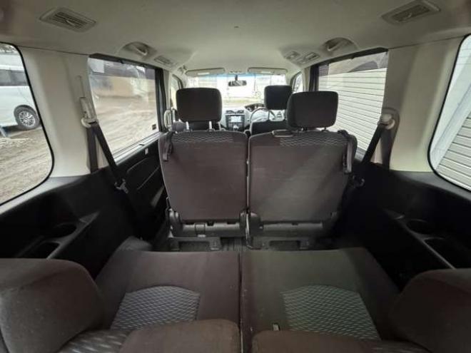 セレナ2.0 20S 4WD　ナビ　TV　Bluetooth　Bカメラ　クルコン　後期型 2000