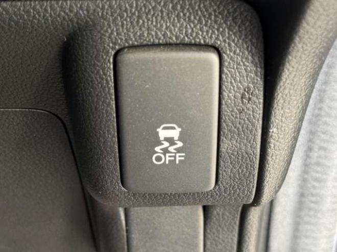 N-BOXカスタムG 4WD　スマートキー　ナビ　TV　リアモニター 660