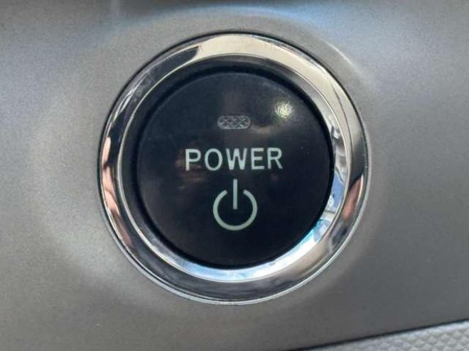 エスティマハイブリッド2.4 X 4WD　ナビ　TV　Bカメラ　フリップダウン 2400